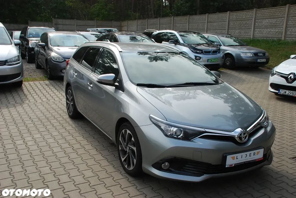 Toyota Auris 1.6 D-4D Edition-S - 9