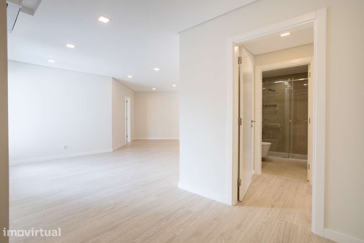 Viva no Coração de Cascais: Deslumbrante Apartamento T2 com Suite, Var - Grande imagem: 5/27