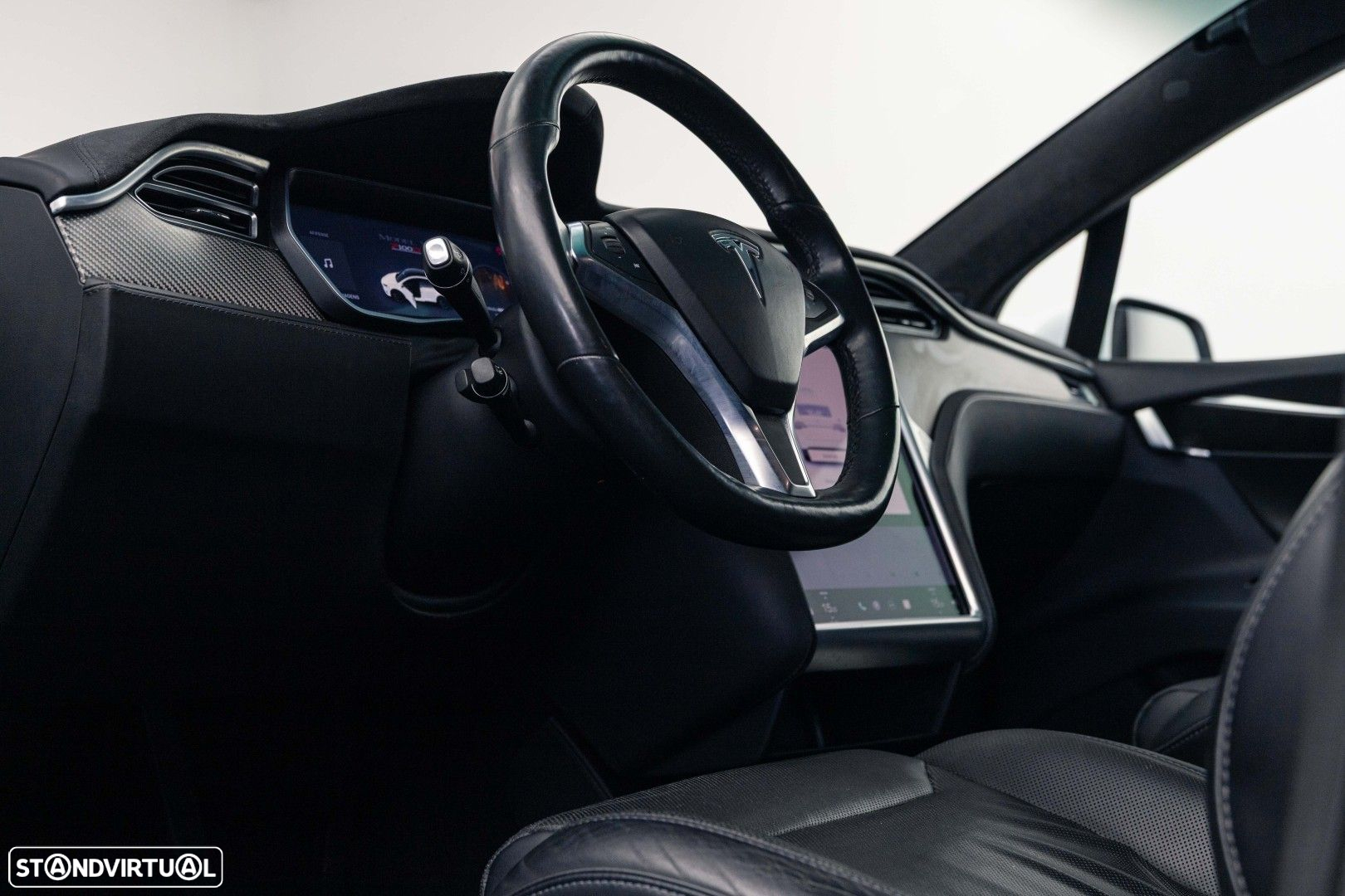 Tesla Model X P100D - 26