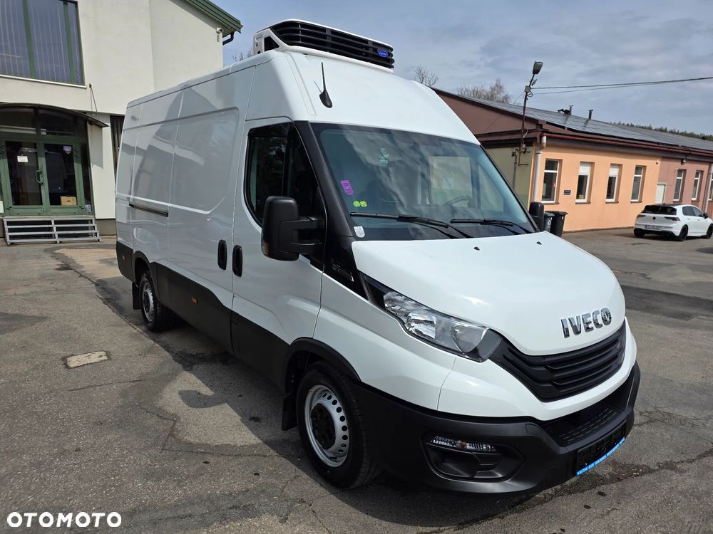 Iveco 35S16 Chłodnia CARIRER 350 xarios rej.03/2024 km40000 automat - 10