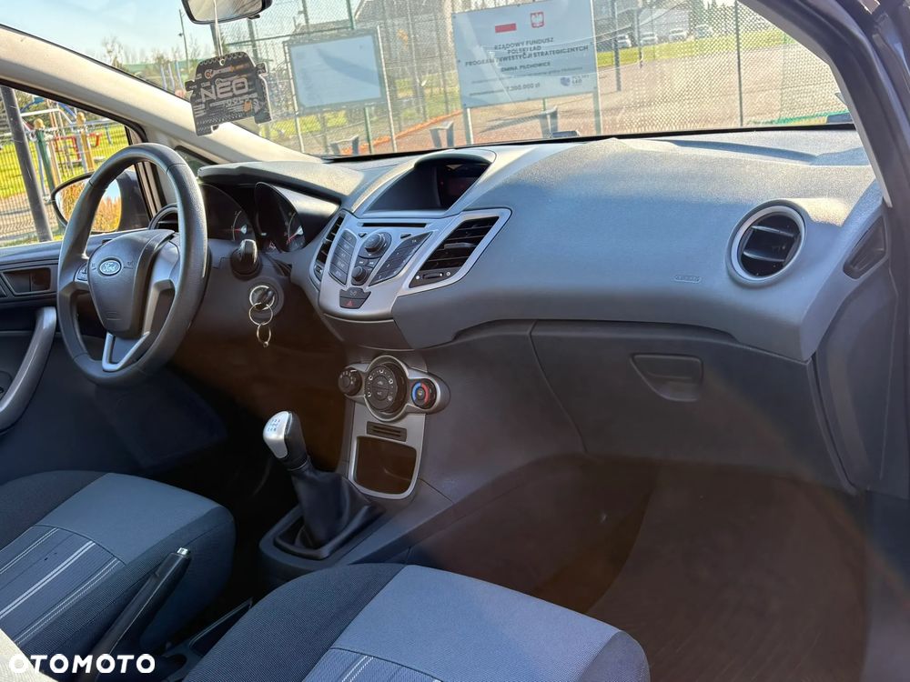 Ford Fiesta 1.25 Ambiente EU5 - 12