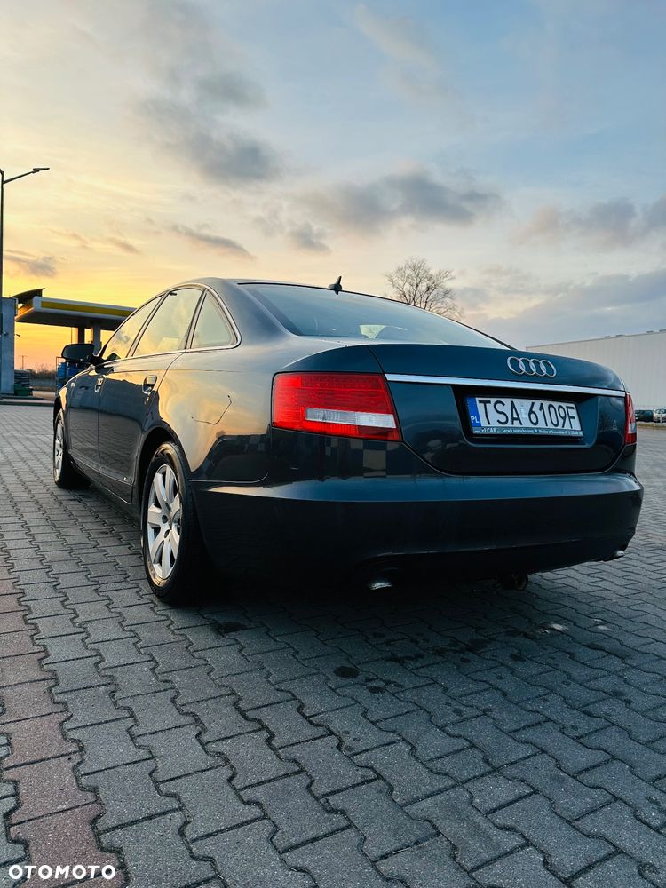 Audi A6 - 4