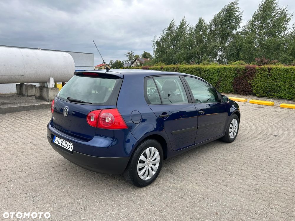 Volkswagen Golf - 3