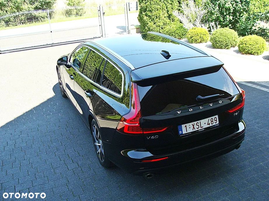 Volvo V60 T6 AWD Recharge Plus Dark - 31