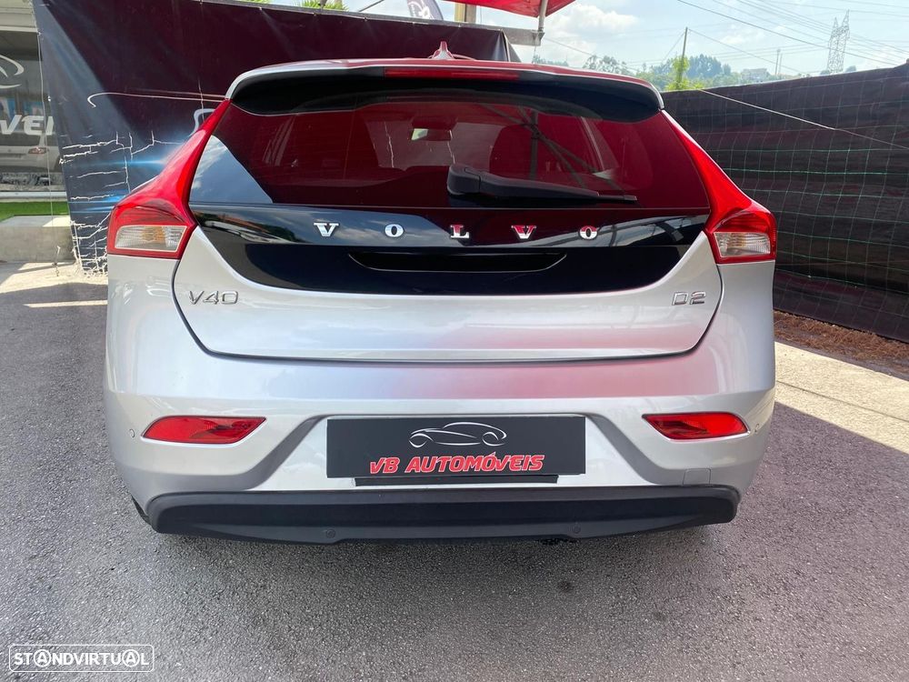 Volvo V40 1.6 D2 Momentum - 15