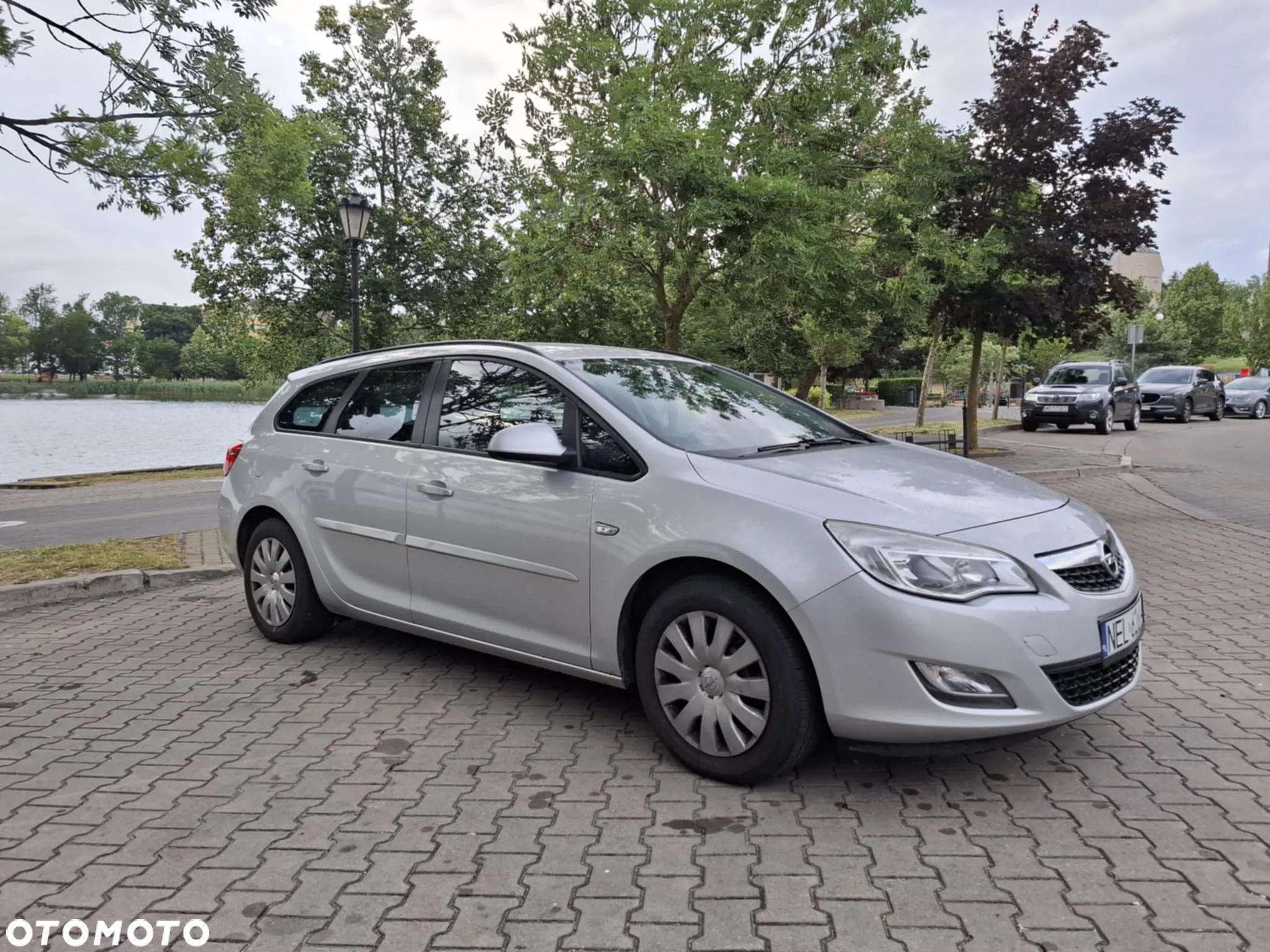 Opel Astra IV 1.3 CDTI Cosmo ecoFLEX - 1