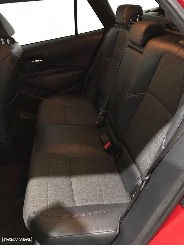 Toyota Corolla Touring Sports 1.8 Hybrid Comfort+P.Sport - 12