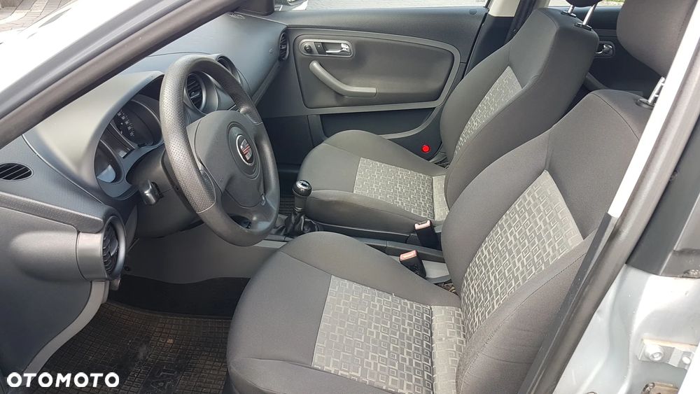 Seat Ibiza 1.4 16V Style - 7