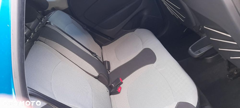Renault Captur (ENERGY) TCe 90 BOSE EDITION - 11