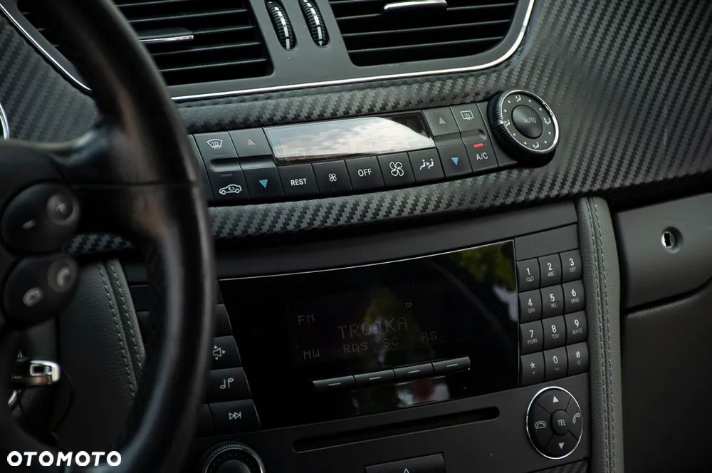 Mercedes-Benz CLS 500 - 25