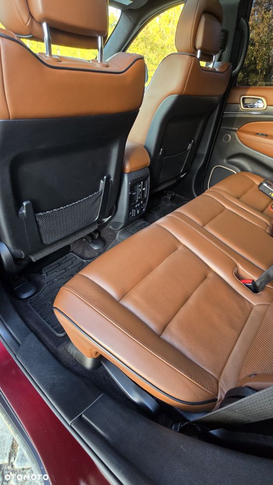 Jeep Grand Cherokee - 11