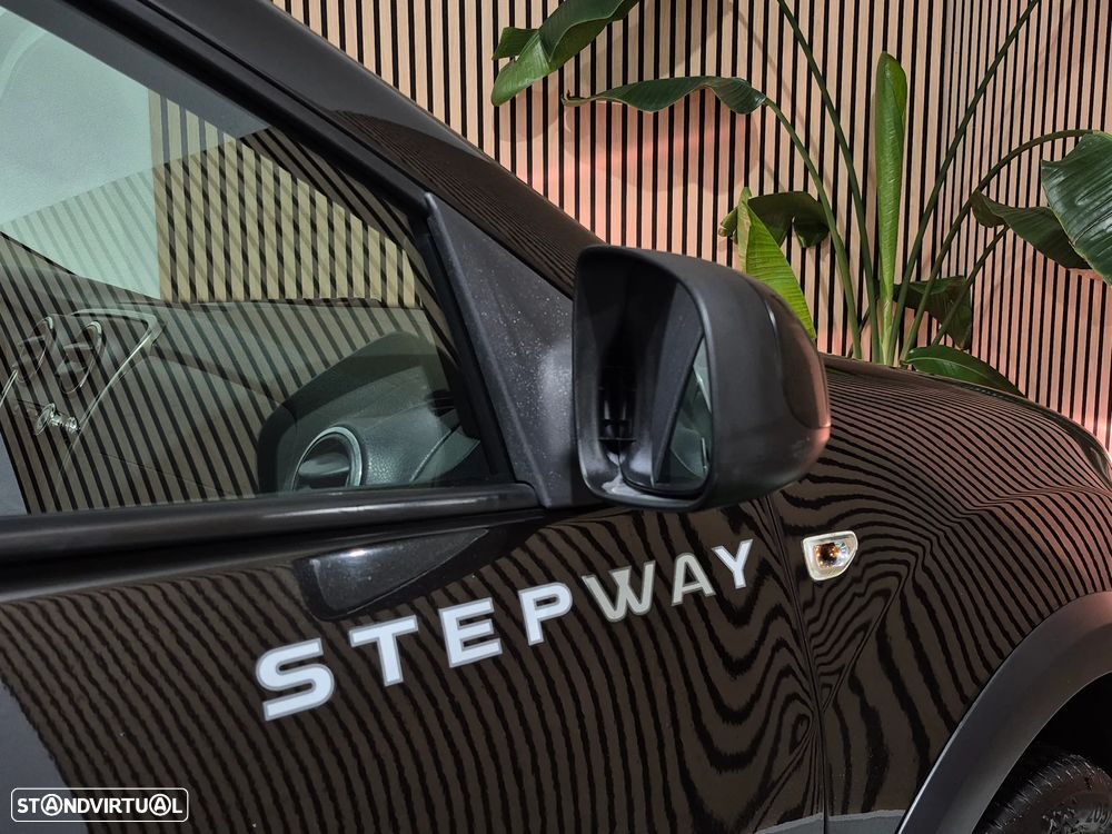 Dacia Sandero 0.9 TCe Stepway - 4