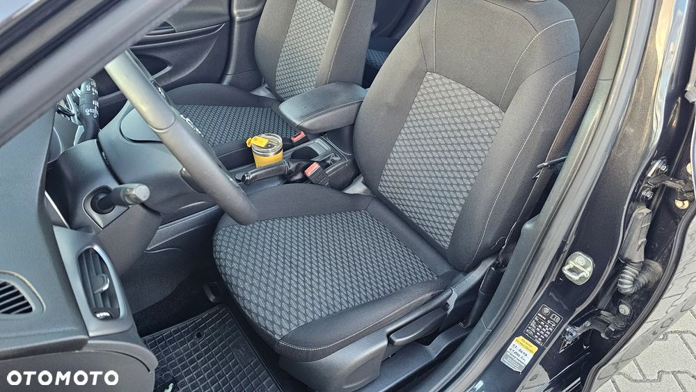 Opel Astra 1.4 Turbo Business - 14