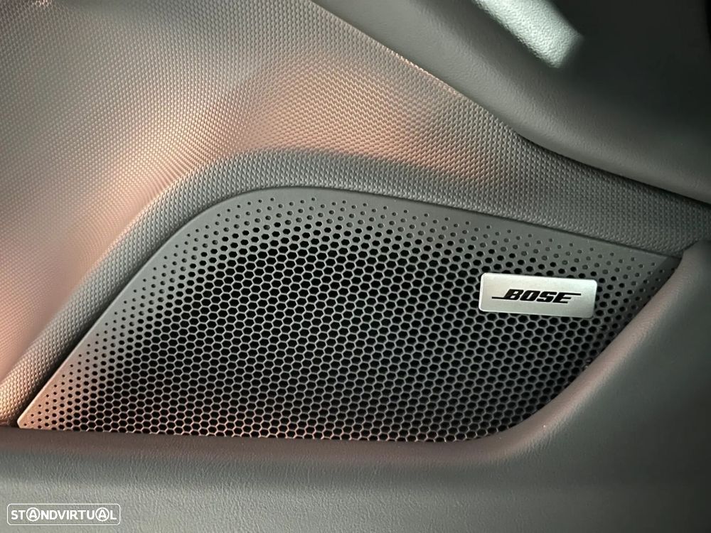 Porsche Taycan Sport Turismo - 27