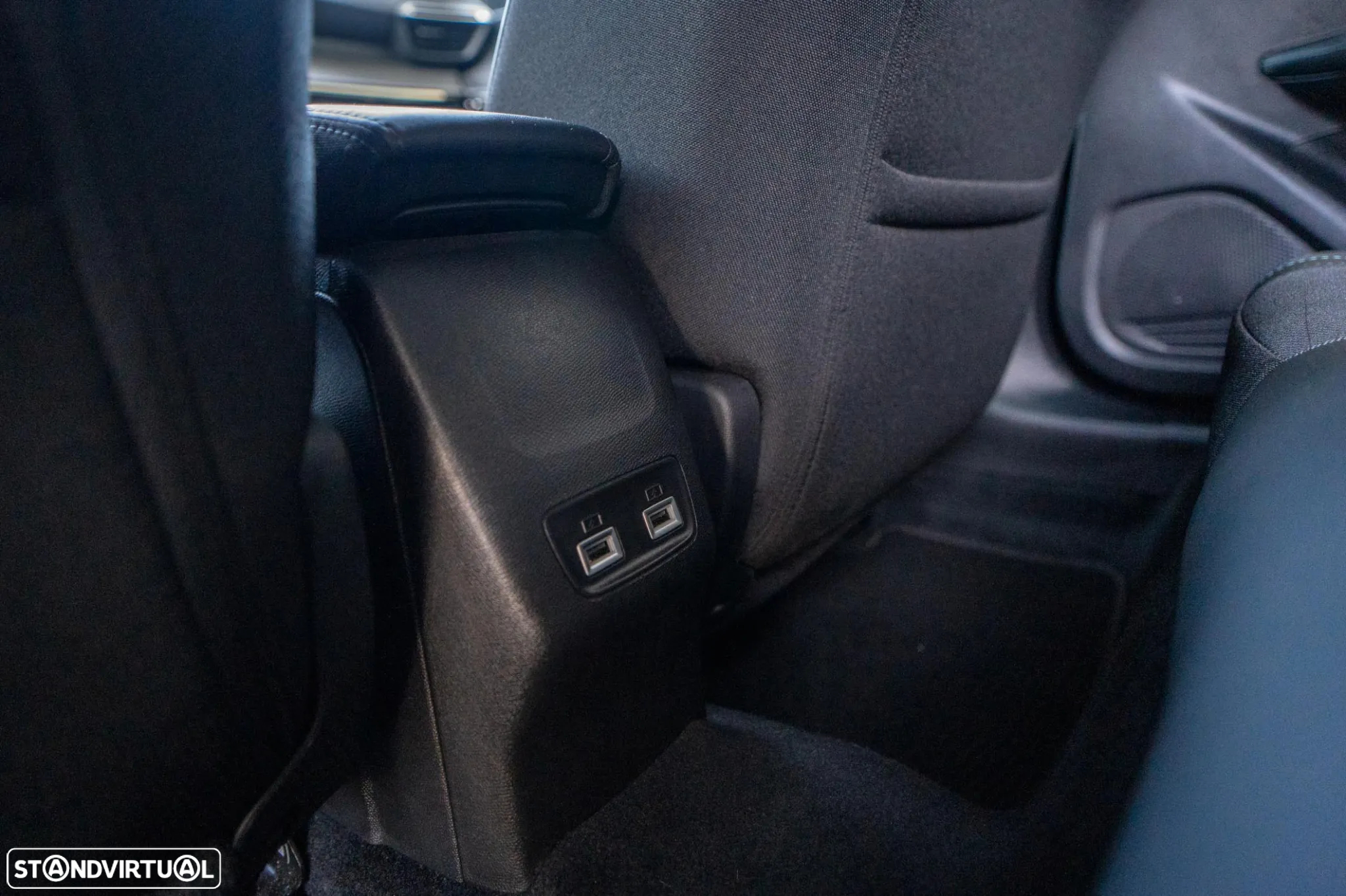 Peugeot e-208 50 kWh Allure Pack - 44