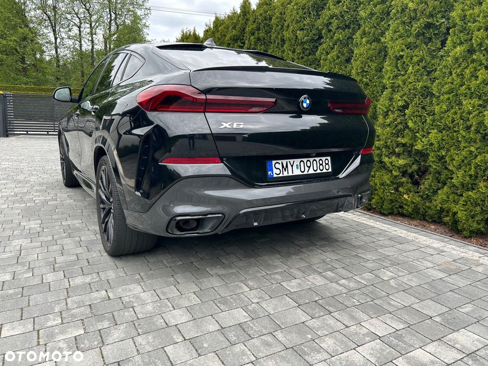 BMW X6 - 24