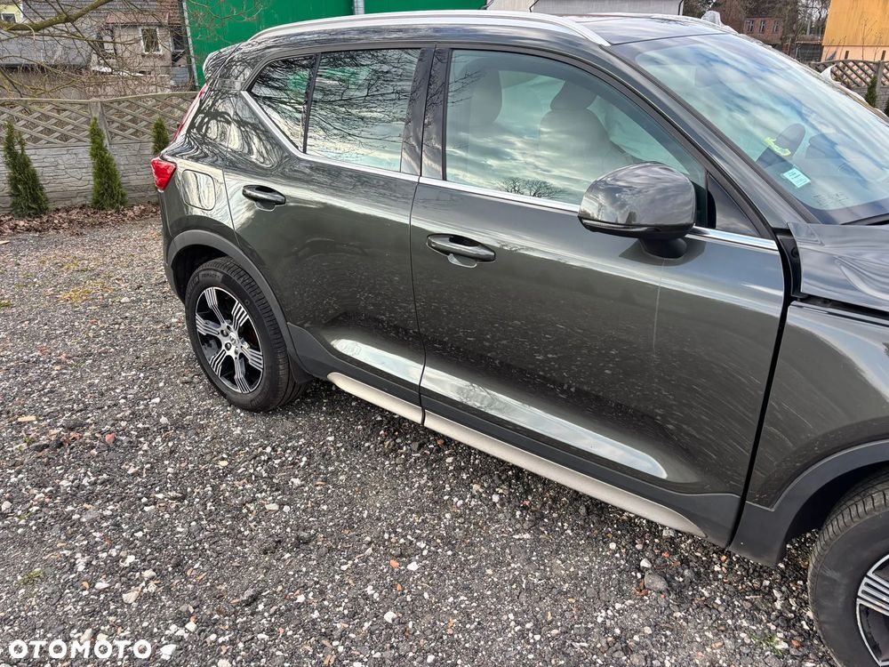 Volvo XC 40 D3 Momentum Pro - 3