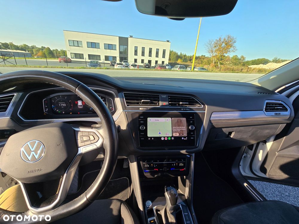 Volkswagen Tiguan - 17