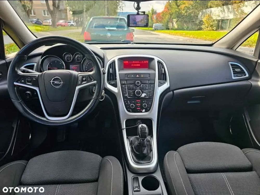 Opel Astra 2.0 CDTI DPF Cosmo - 5