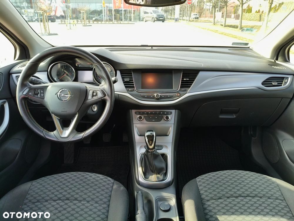 Opel Astra 1.6 CDTI Enjoy - 13