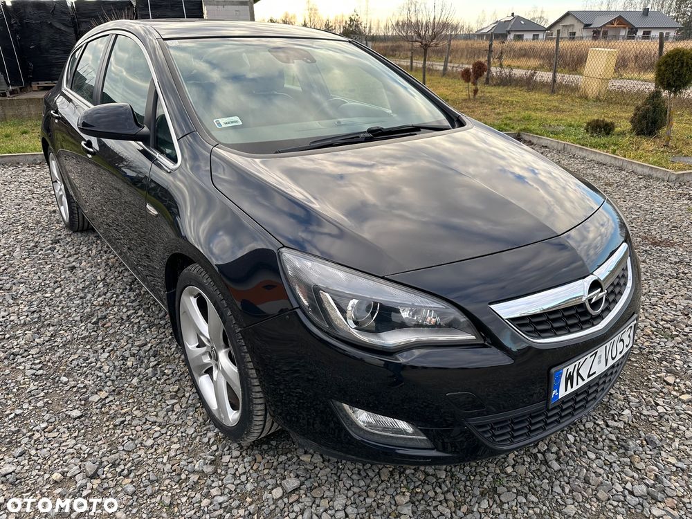 Opel Astra 1.6 T Cosmo - 1