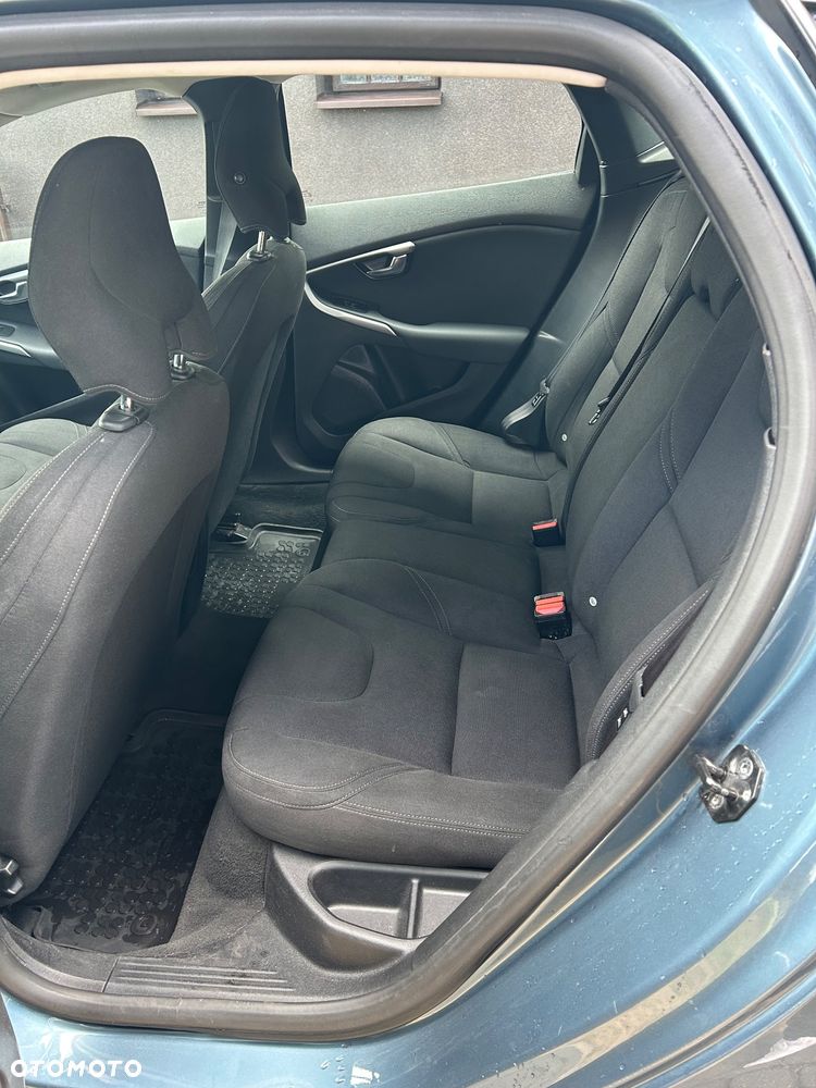 Volvo V40 D2 Kinetic - 13