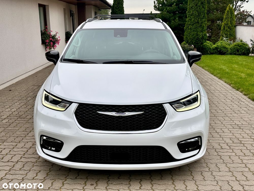 Chrysler Pacifica - 9