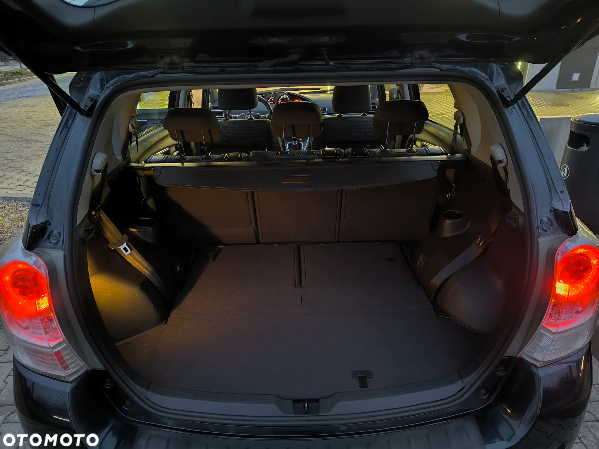Toyota Verso 1.8 Premium 7os EU6 - 16