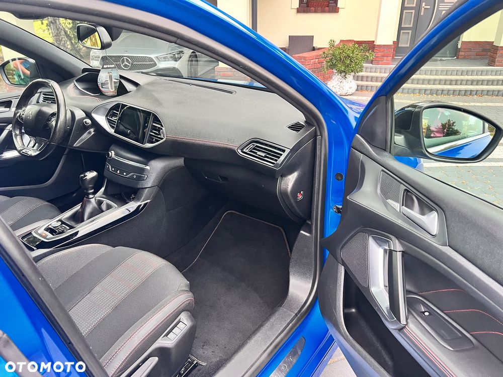 Peugeot 308 - 17