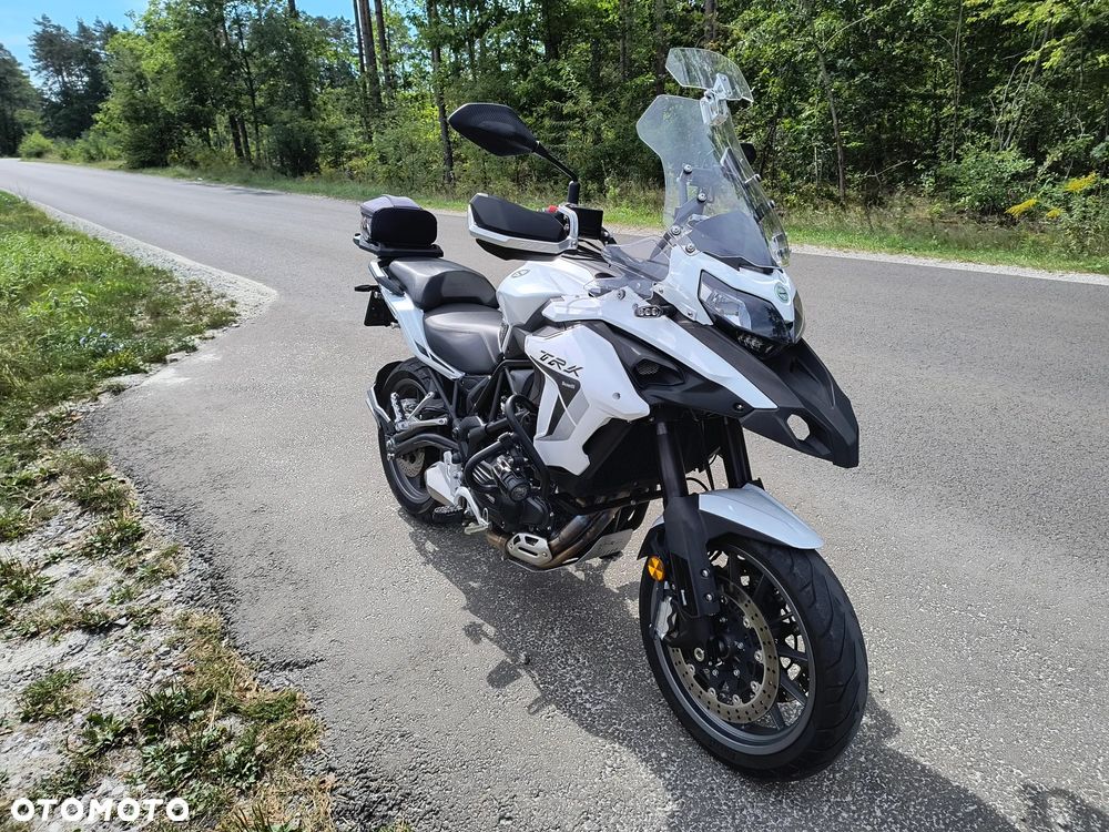 Benelli TRK 502 - 4