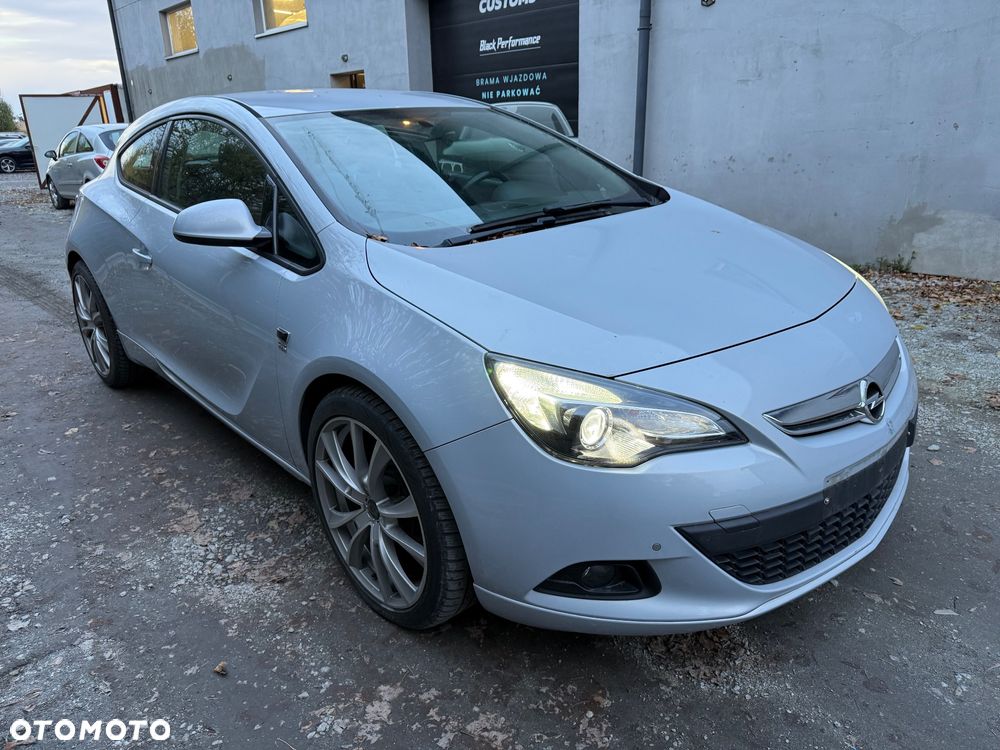 Opel Astra GTC 1.6 SIDI Turbo ecoFLEX Start/Stop Innovation - 3