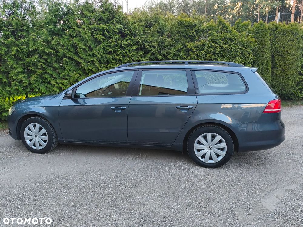 Volkswagen Passat - 10