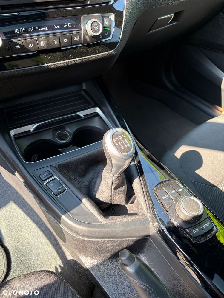 BMW Seria 1 118i Sport Line Shadow - 19