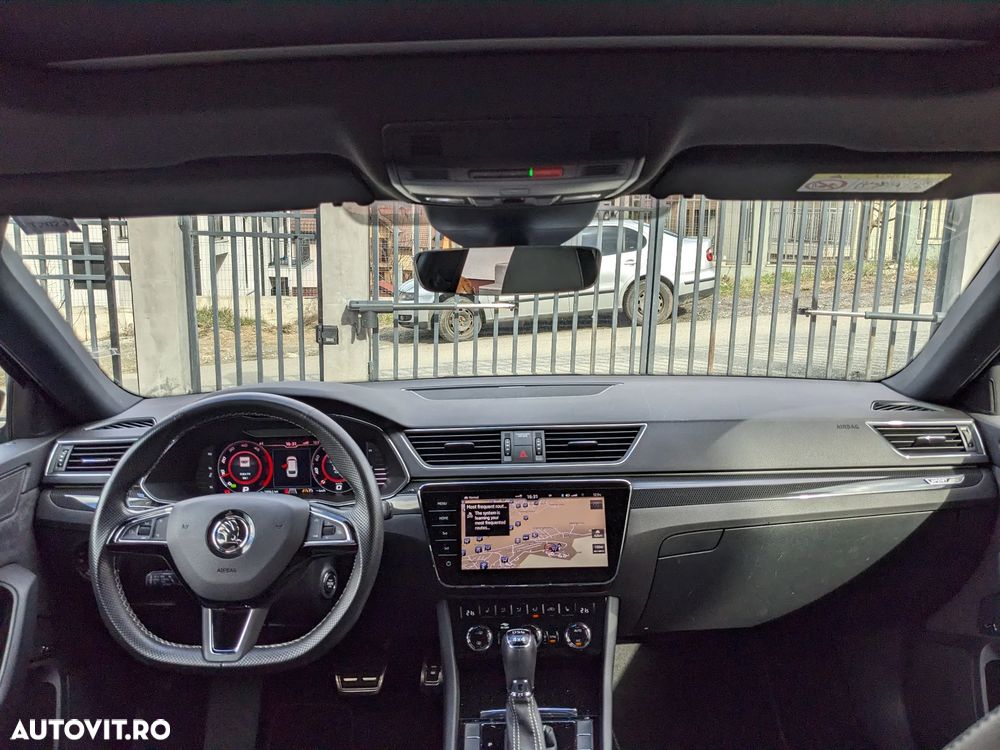 Skoda Superb 2.0 TDI DSG 4X4 Sportline - 9