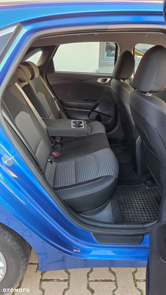 Kia Ceed 1.5 T-GDI M - 22