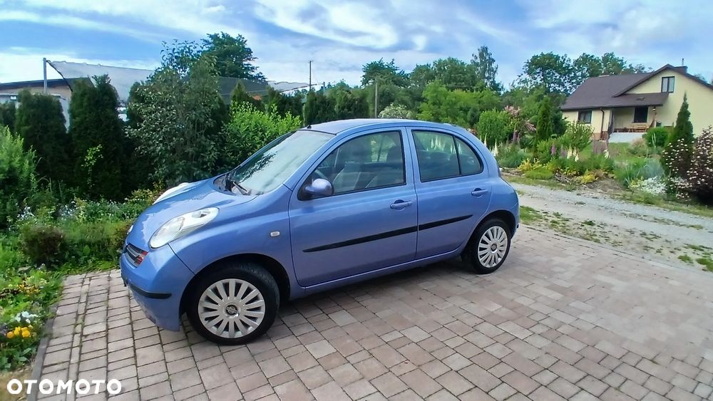 Nissan Micra - 1