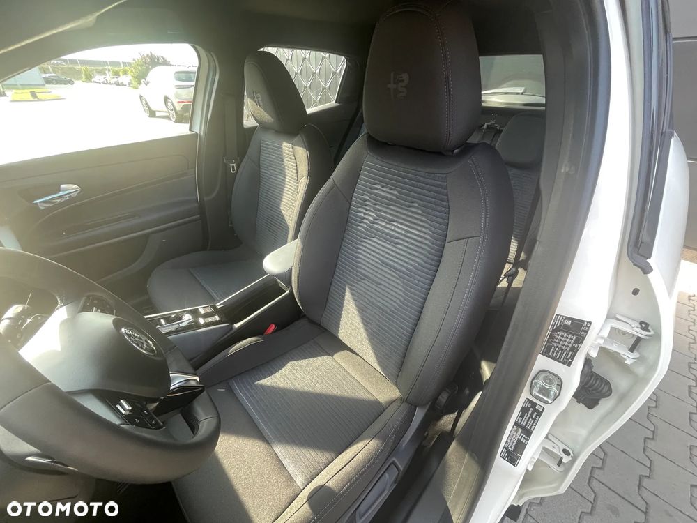 Alfa Romeo Junior 1.2 mHEV Ibrida eDCT - 6