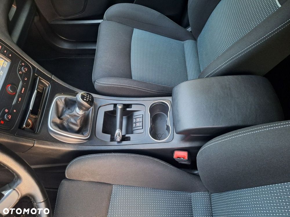 Ford S-Max 2.0 TDCi DPF Titanium - 24