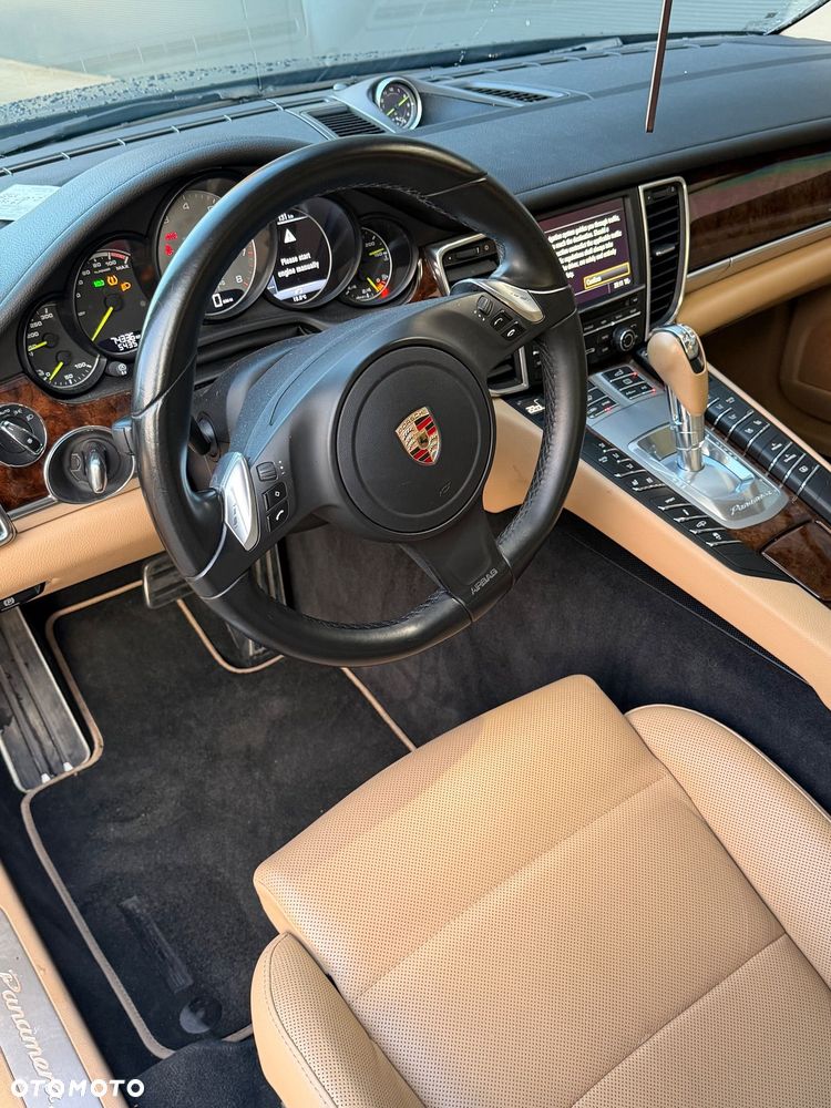Porsche Panamera 4S Executive - 8