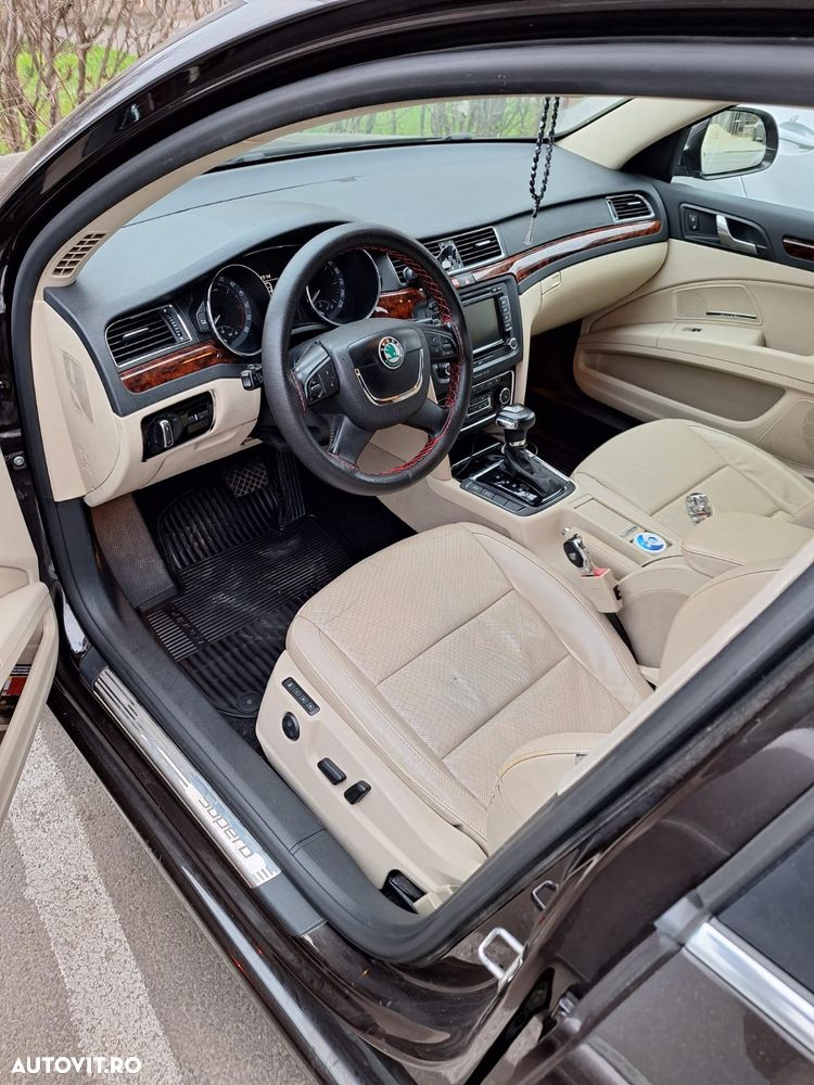 Skoda Superb 2.0 TDI Elegance - 6