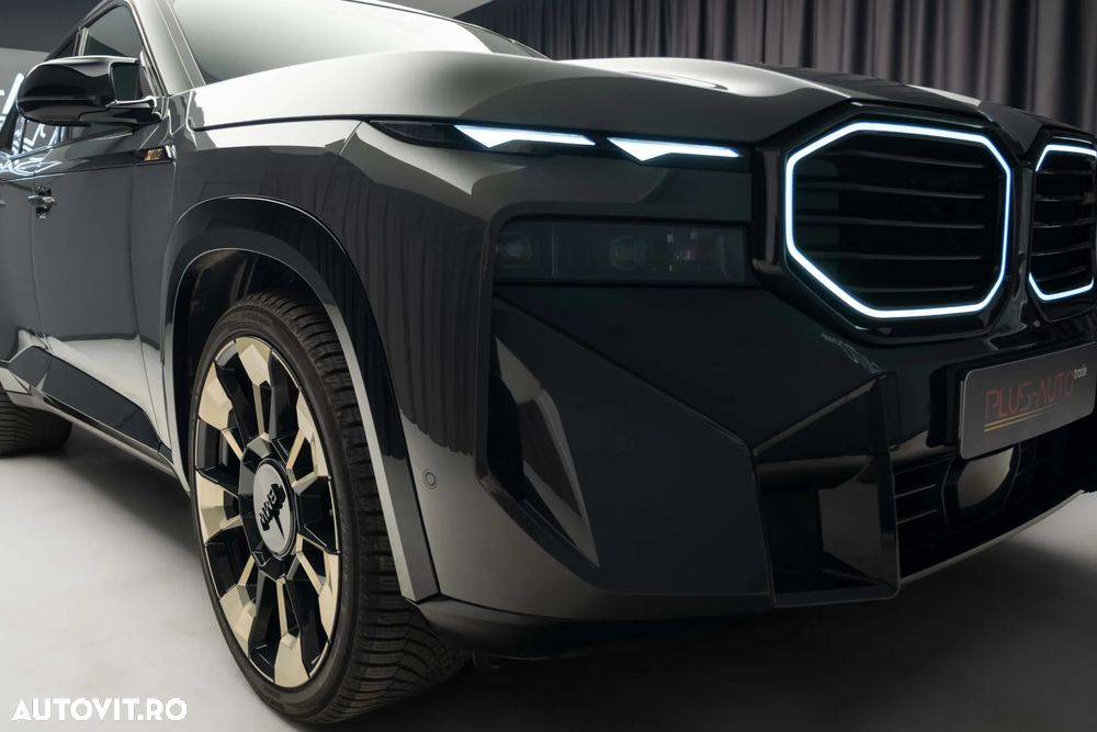BMW XM - 34