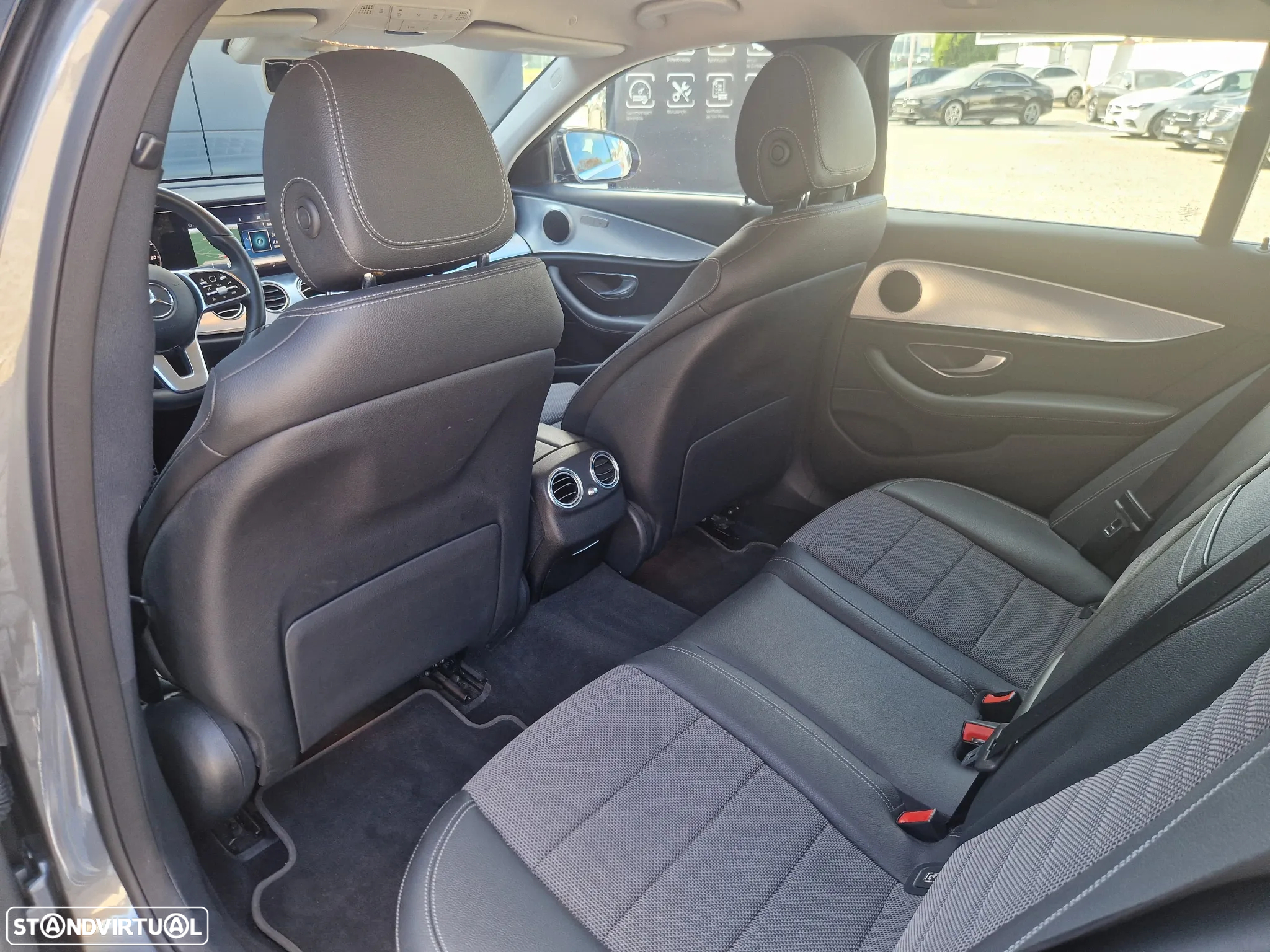 Mercedes-Benz E 300 de Avantgarde - 13