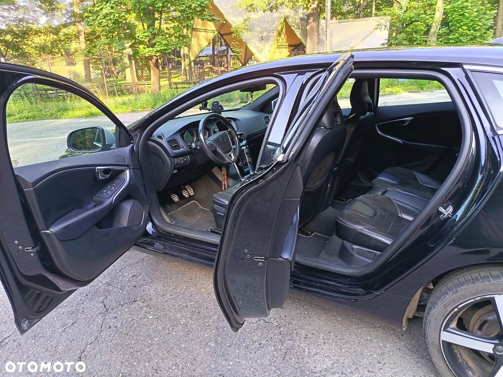 Volvo V40 D2 RDesign - 13