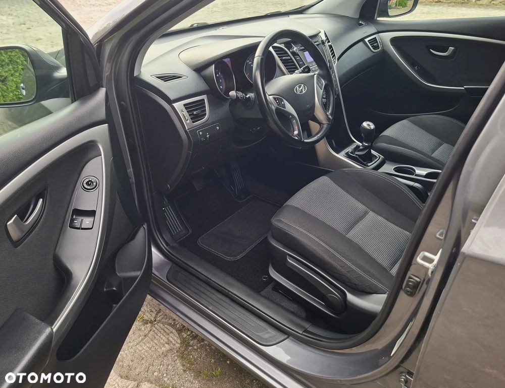 Hyundai i30 i30cw 1.4 Fifa World Cup Edition - 5