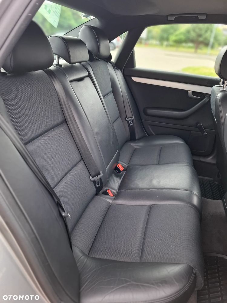 Audi A4 Limousine 1.8 T - 11