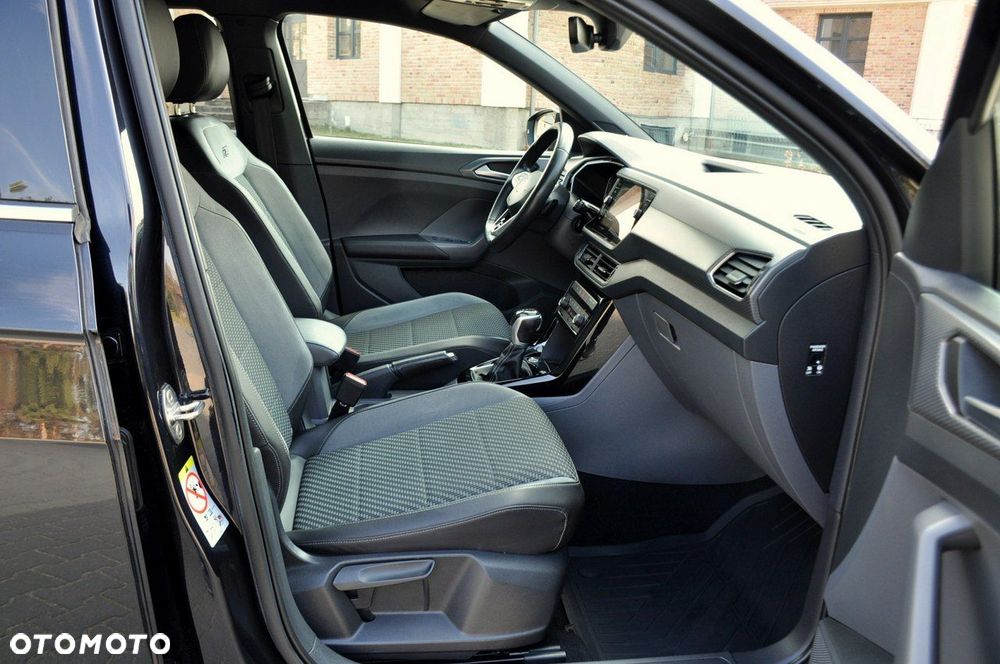 Volkswagen T-Cross 1.0 TSI OPF DSG R-Line - 18