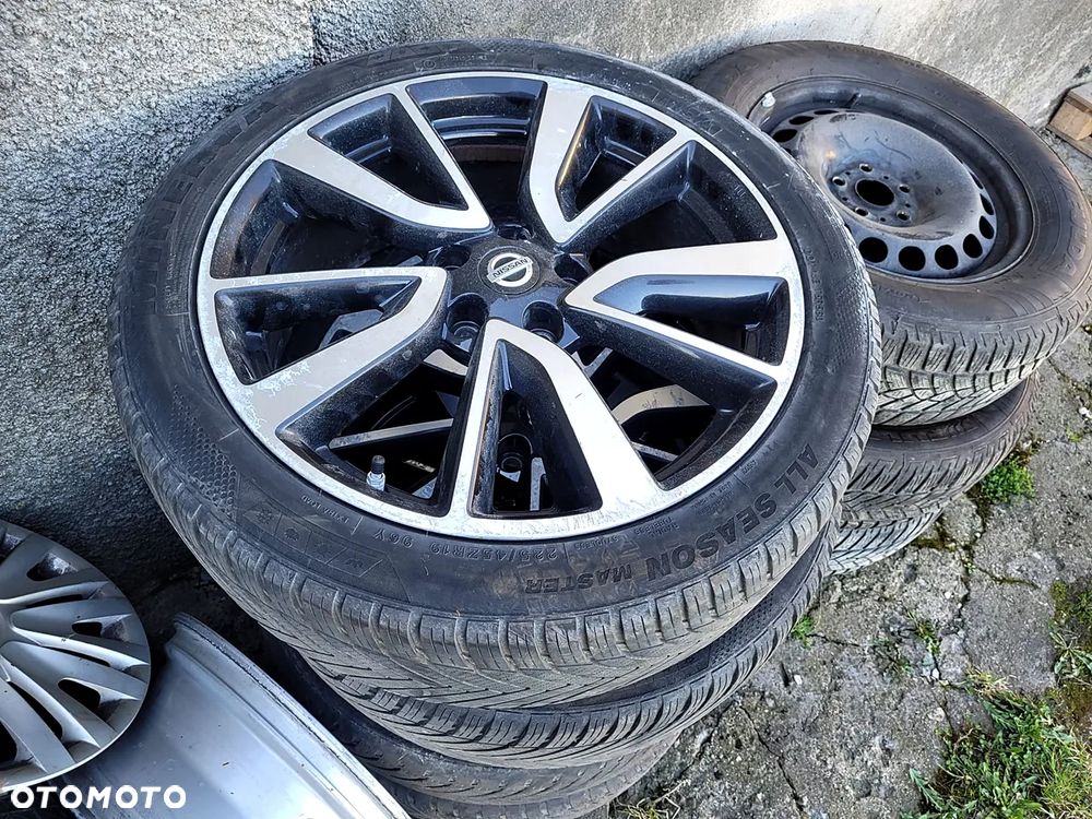 Nissan Qashqai 1.6 dCi Xtronic TEKNA+ - 40