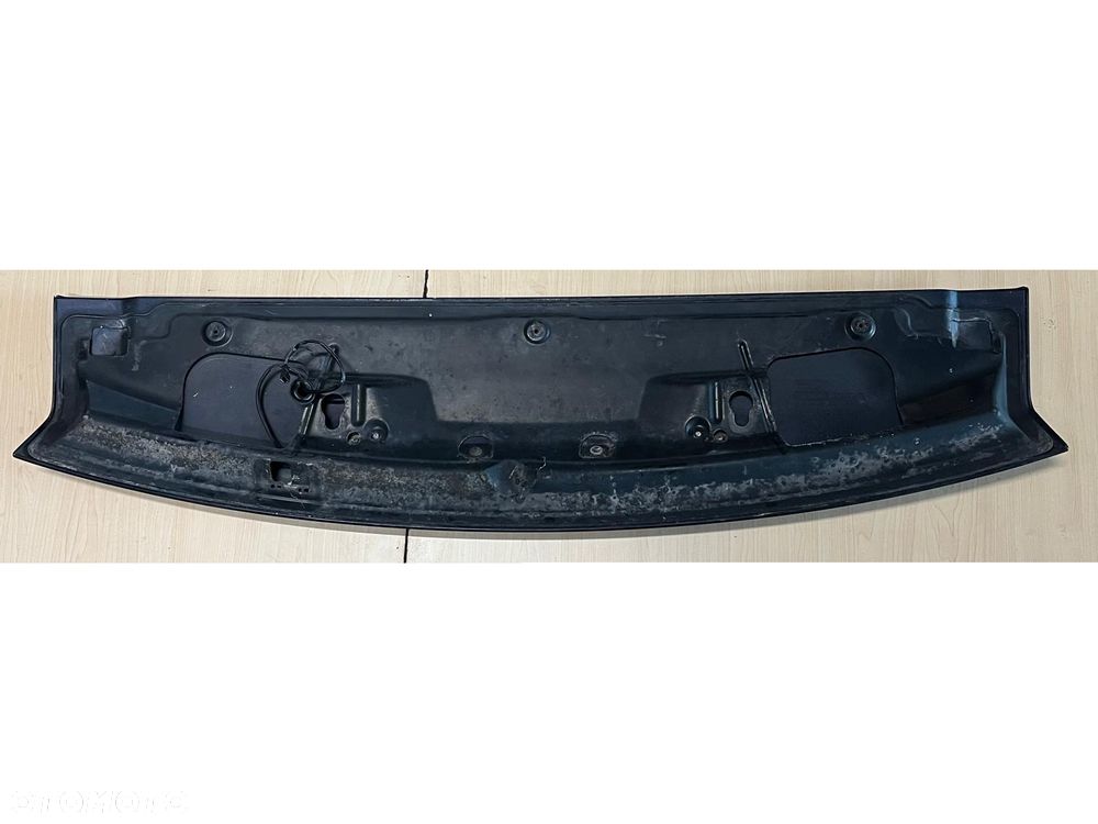 Spojler tylna klapa DFD500150 Range Rover 3 III LM L322 Vogue - 2