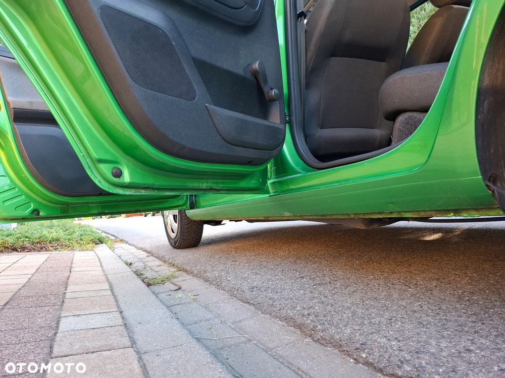 Skoda Fabia 1.4 16V Ambition Plus - 13