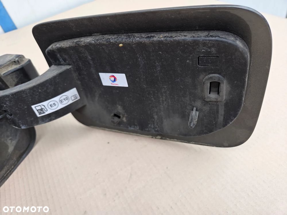 Klapka wlewu paliwa Citroen C5X 1.6 Hybryda  9838897080 - 3